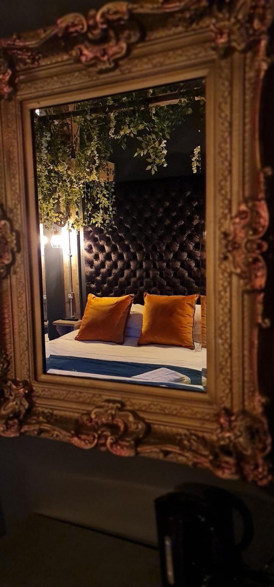 The Waterside Bar, Rooms & Restaurant Суинтон Номер фото